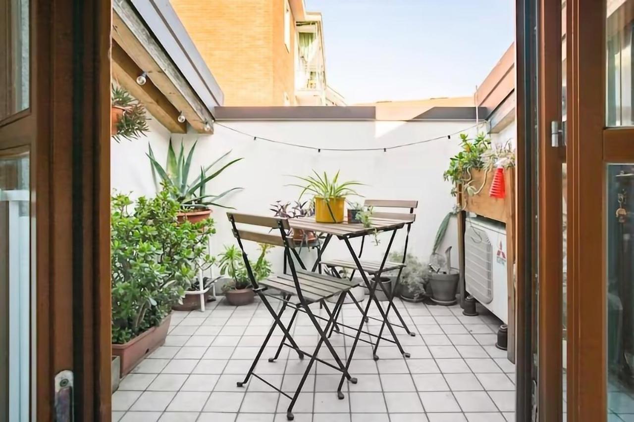 Apartamento Le Domus Milano_Attic With Terrace Exterior foto