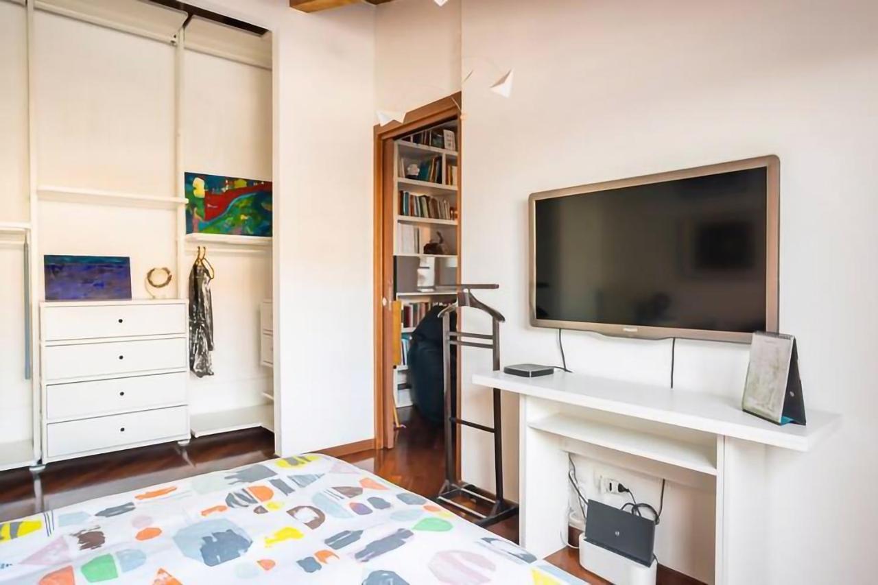 Apartamento Le Domus Milano_Attic With Terrace Exterior foto